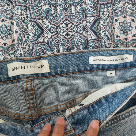 Denim Forum The Twiggy High Rise Flare 28L Size 29 - Picture 7 of 11
